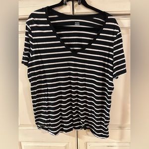 Old navy striped tee